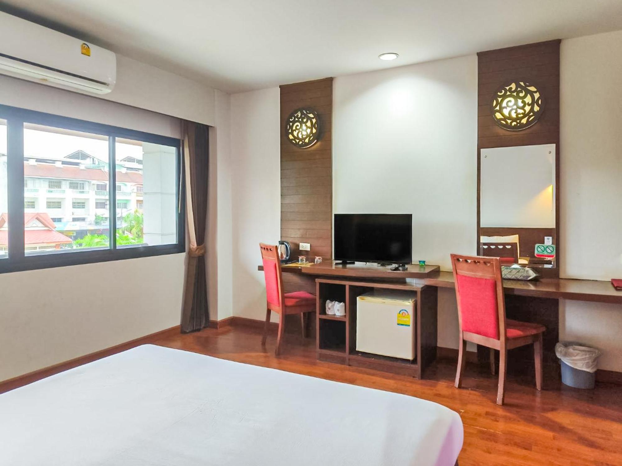 The Ligor City Hotel Nakhon Si Thammarat Exteriör bild
